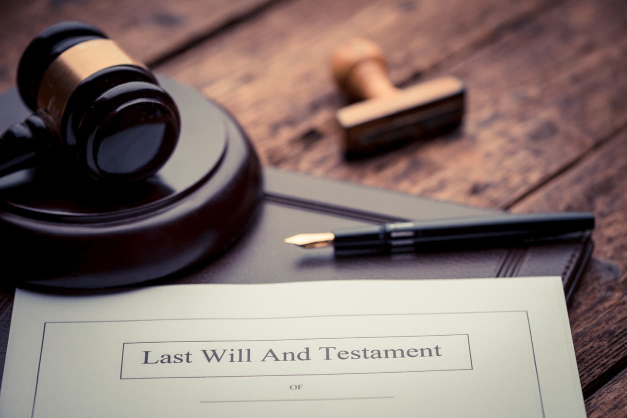 last-will-and-testament-document-on-wooden-table-florida-concept